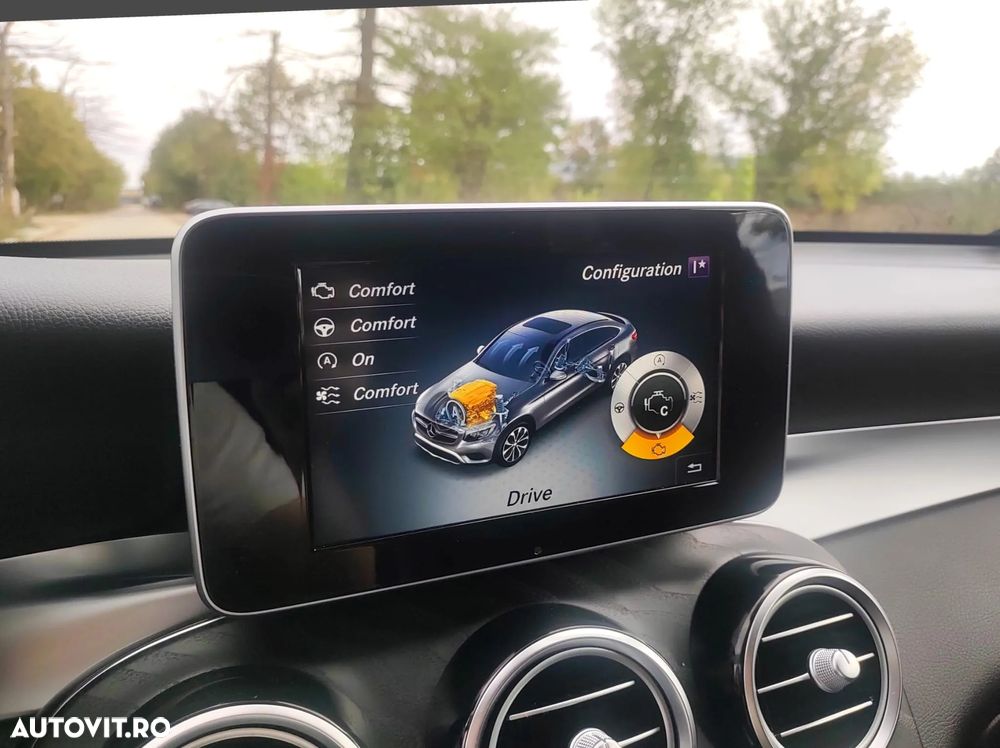 Mercedes-Benz GLC Coupe 250 d 4Matic 9G-TRONIC AMG Line - 24
