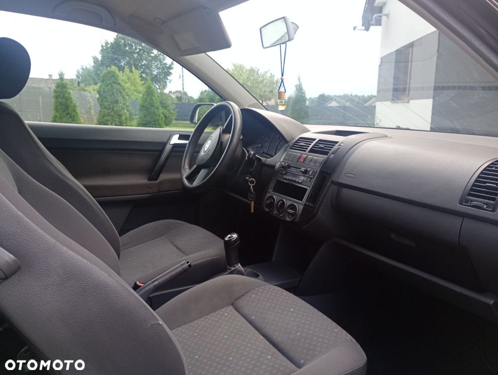 Volkswagen Polo - 6