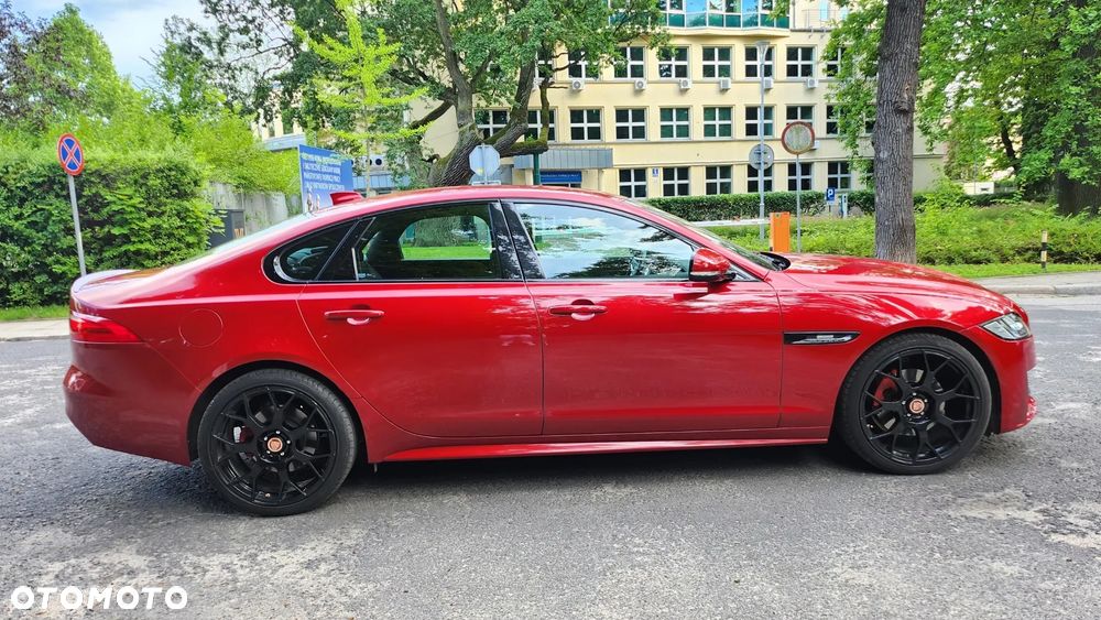 Jaguar XF - 5