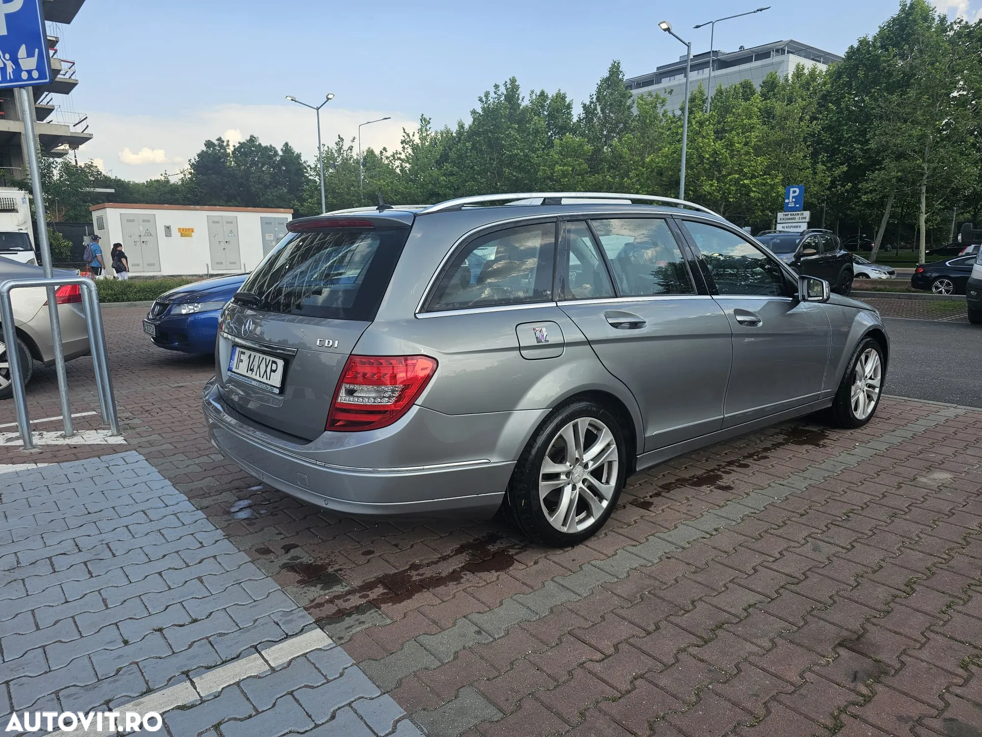 Mercedes-Benz C 200 d T 7G-TRONIC Avantgarde - 4