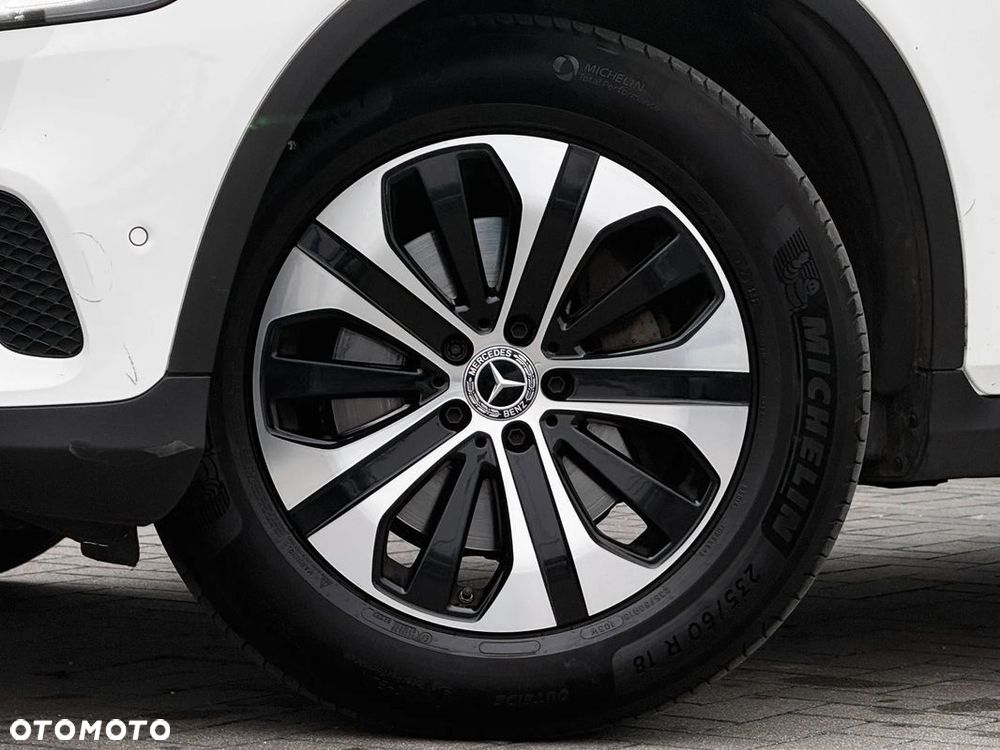 Mercedes-Benz GLC - 4