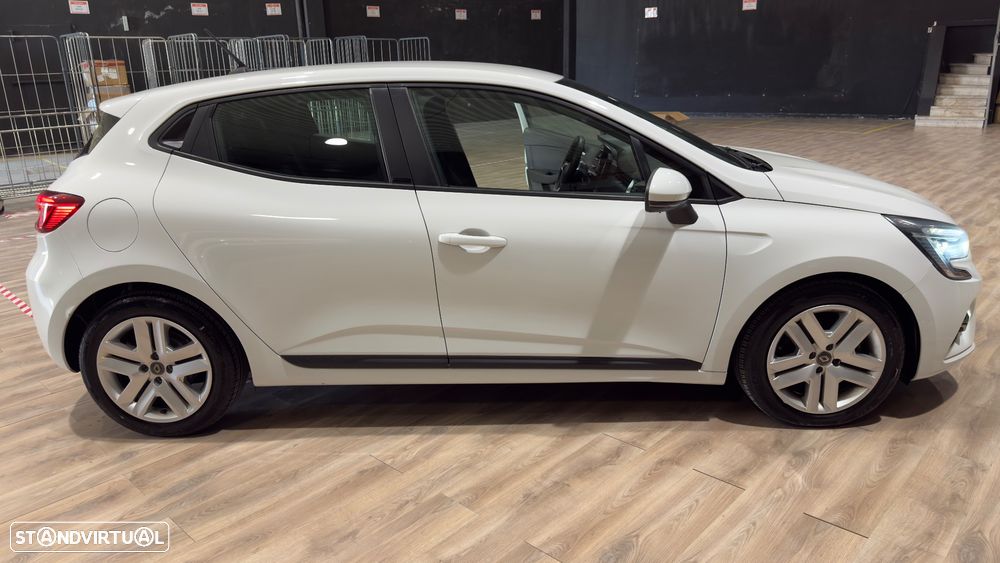 Renault Clio 1.6 E-Tech Intens - 12