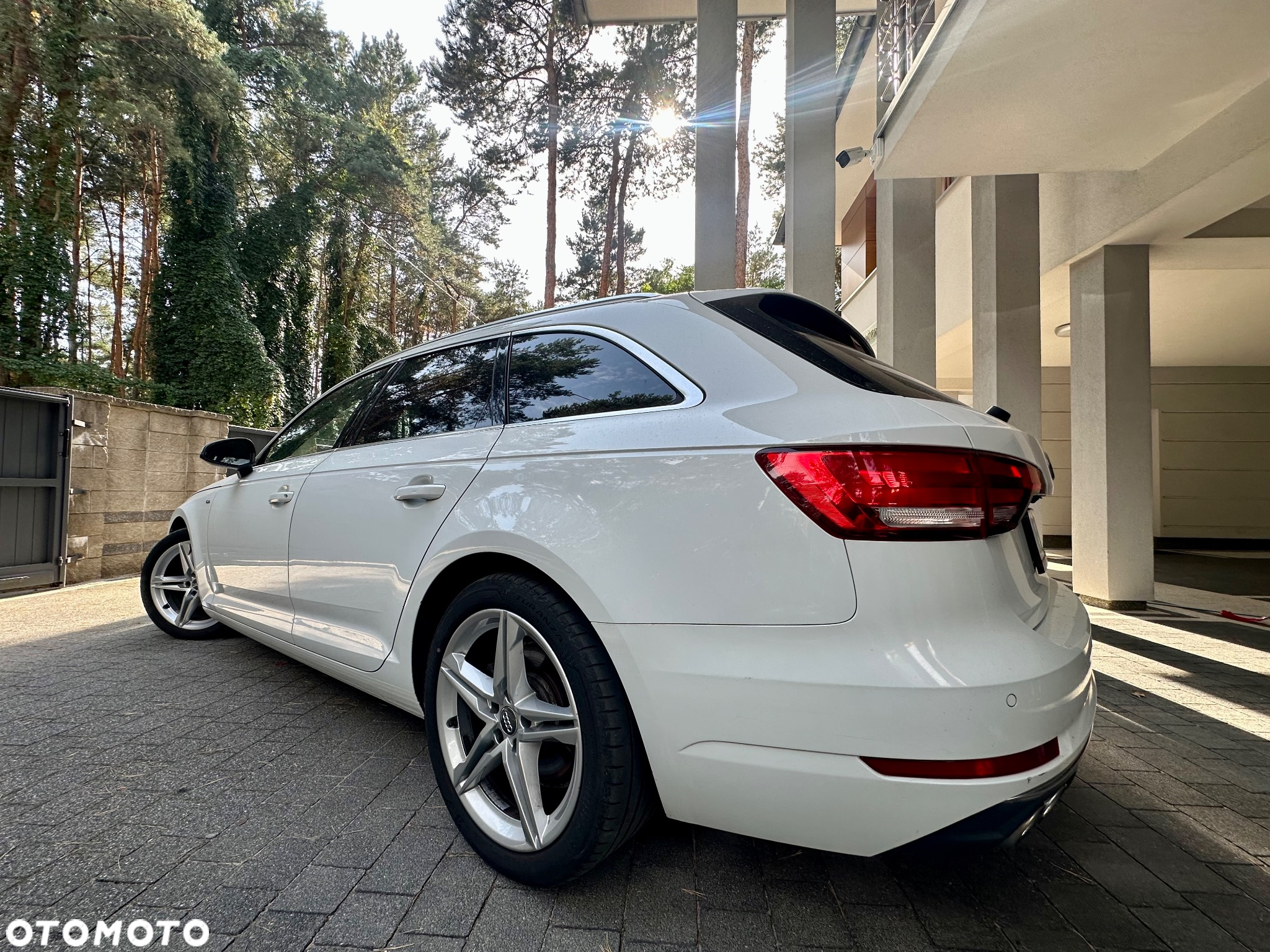 Audi A4 40 TDI quattro S tronic S line - 3