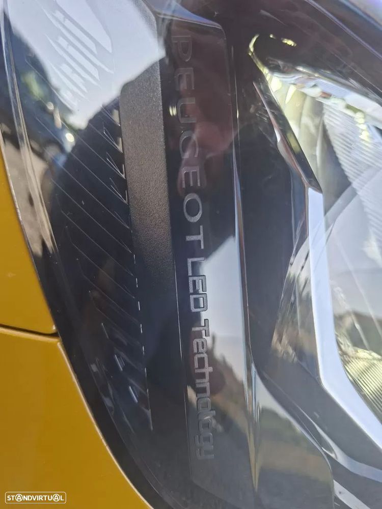 Peugeot 208 1.2 PureTech Allure Pack - 14