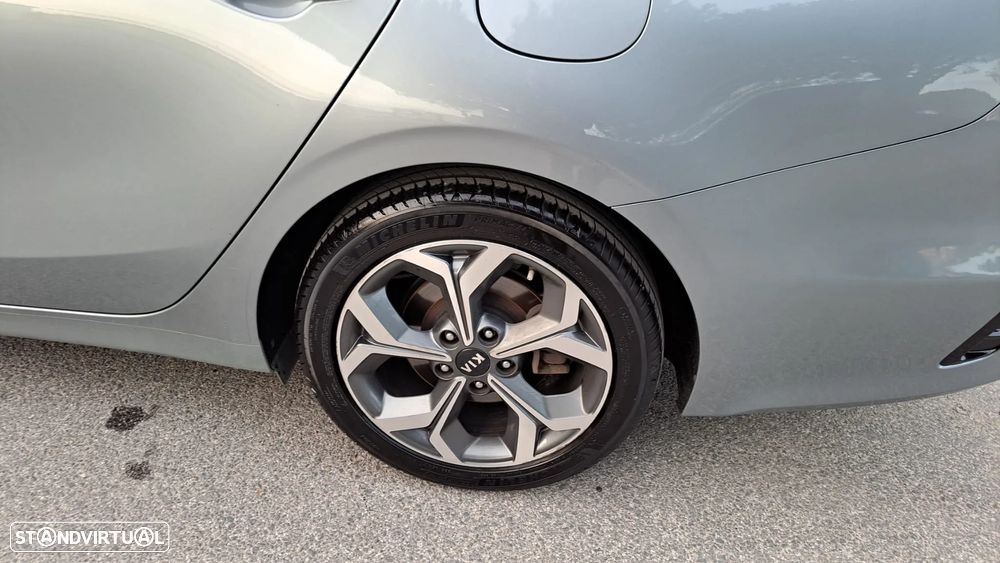 Kia Ceed SW 1.0 T-GDI Sport - 23
