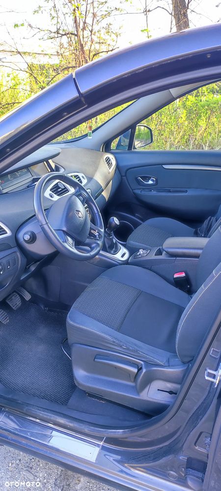 Renault Scenic - 6