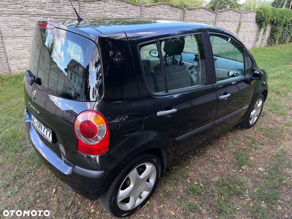 Renault Modus 1.6 16V Privilege - 20