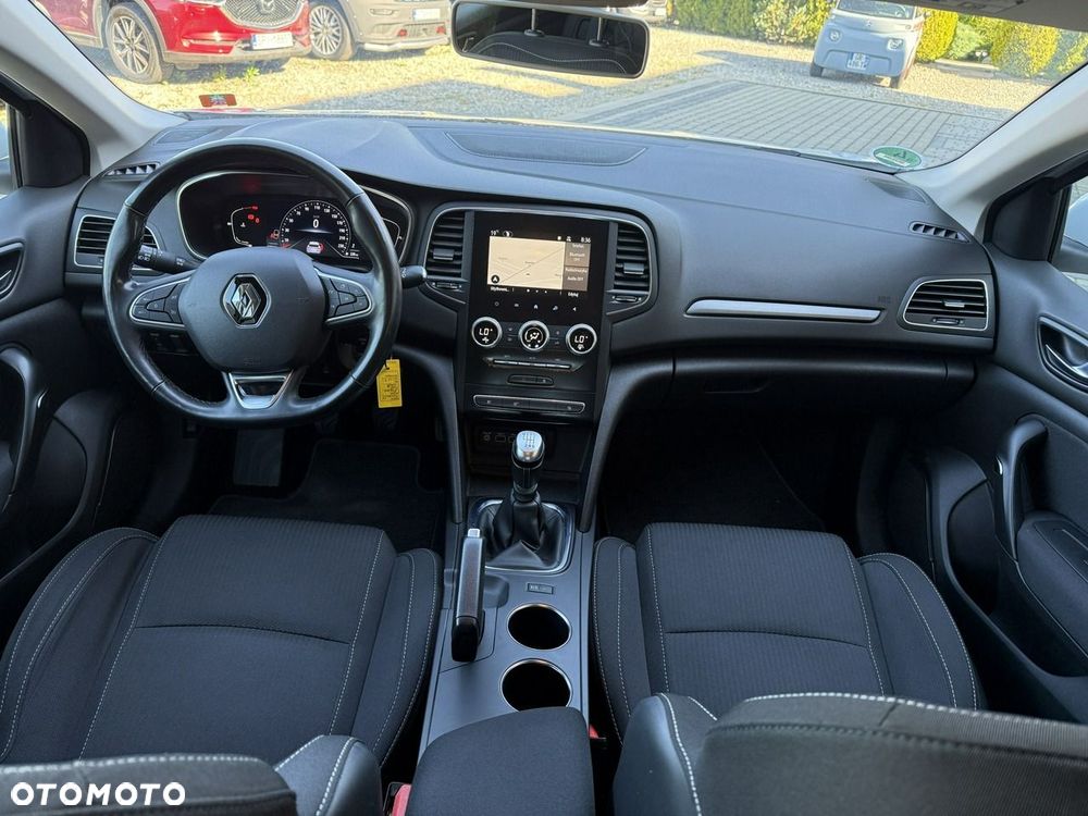 Renault Megane TCe 115 GPF ZEN - 14