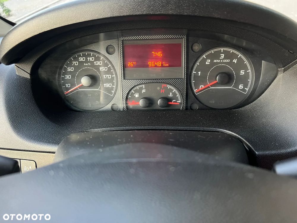 Citroën Jumper 35 2.2 BlueHDi - 23