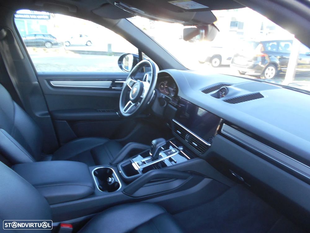 Porsche Cayenne S Platinum Edition - 11