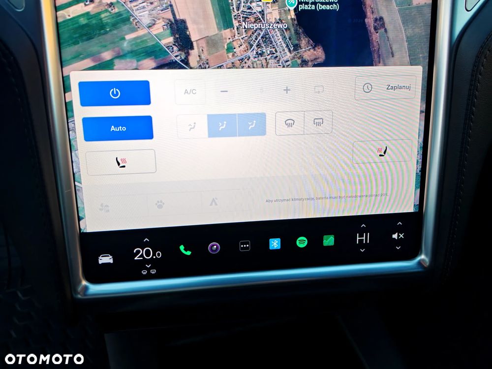 Tesla Model S - 23