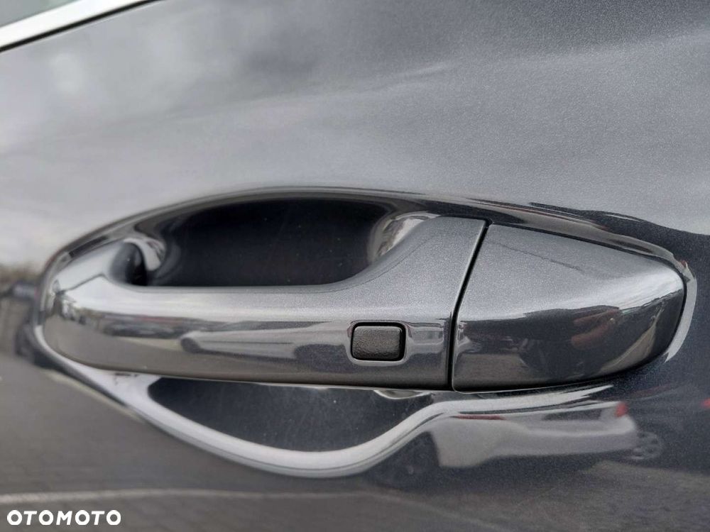 Kia ProCeed - 10