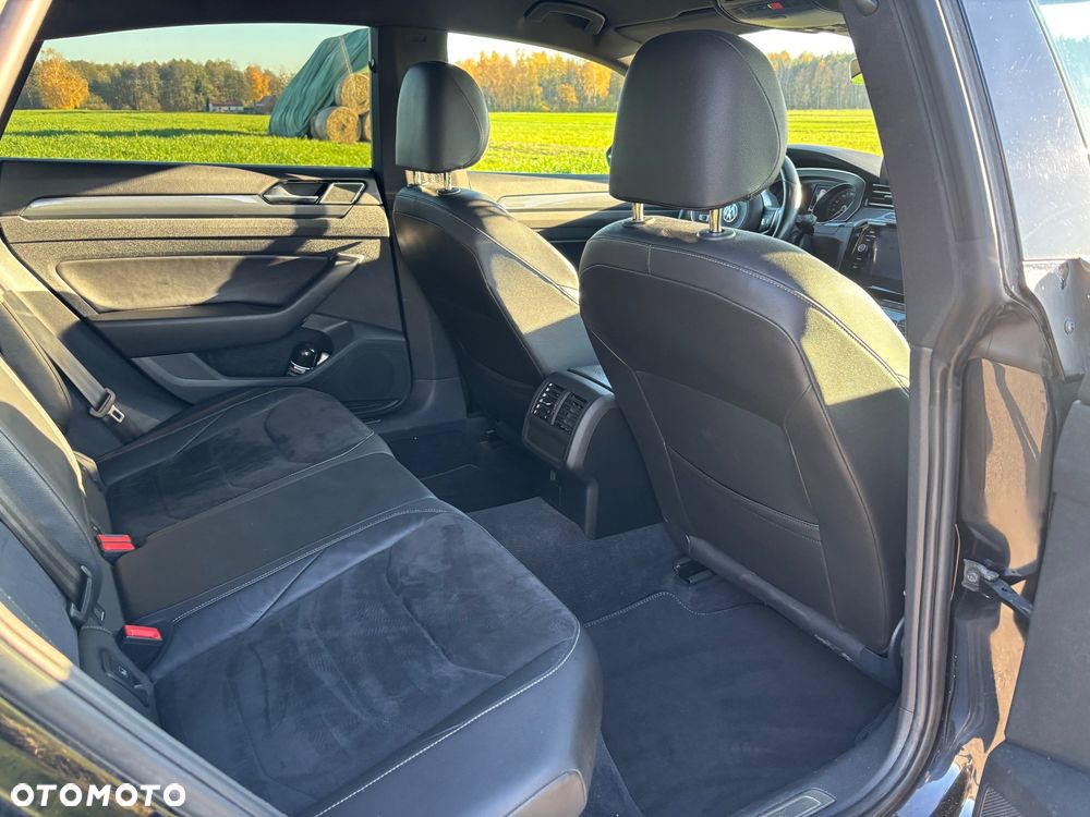 Volkswagen Arteon 2.0 TDI SCR R-Line DSG - 13