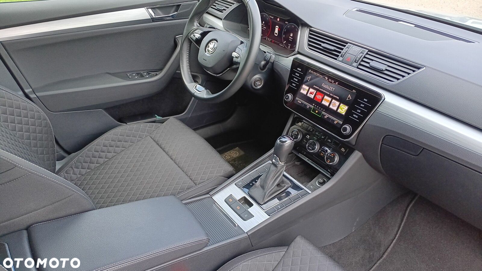Skoda Superb 2.0 TDI SCR Ambition DSG - 14