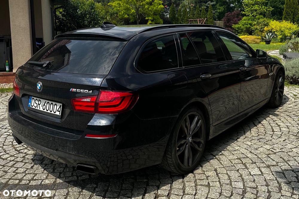 BMW Seria 5 M550d xDrive Sport-Aut - 6