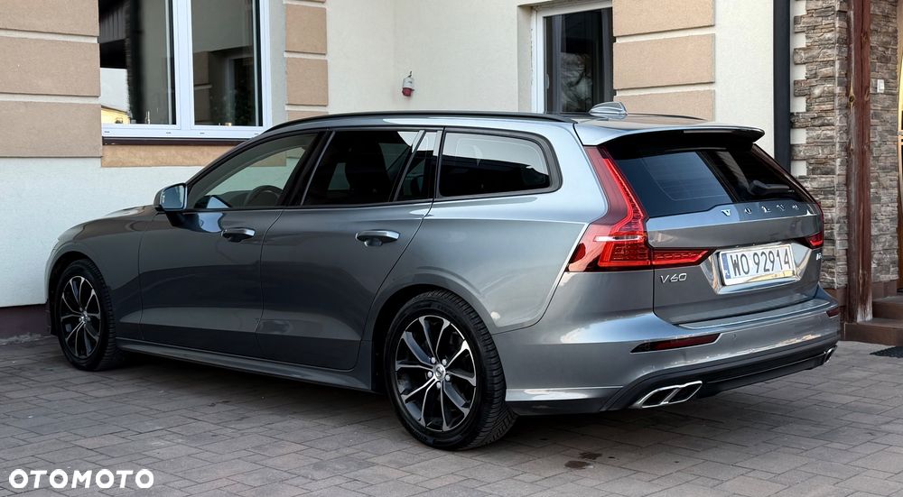 Volvo V60 D3 Momentum - 23