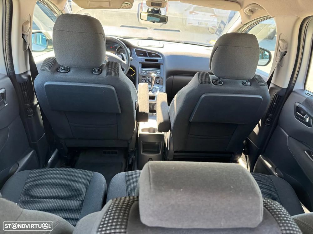 Peugeot 5008 1.6 E-HDi 5L Active CMP6 - 7