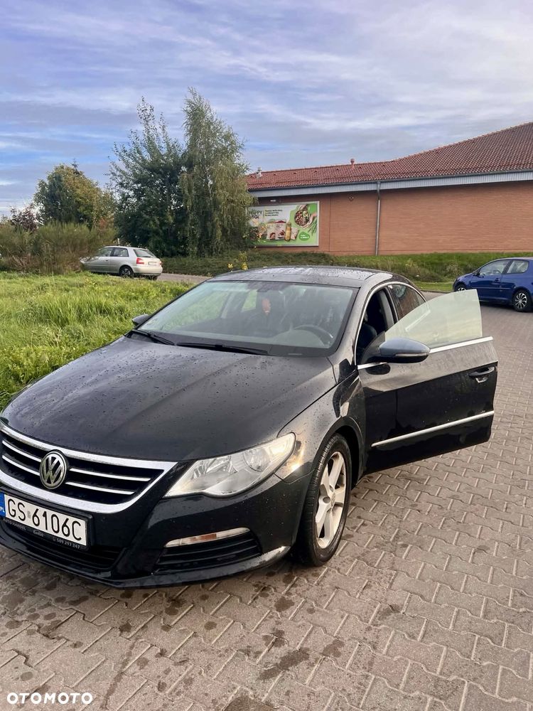 Volkswagen Passat CC - 1