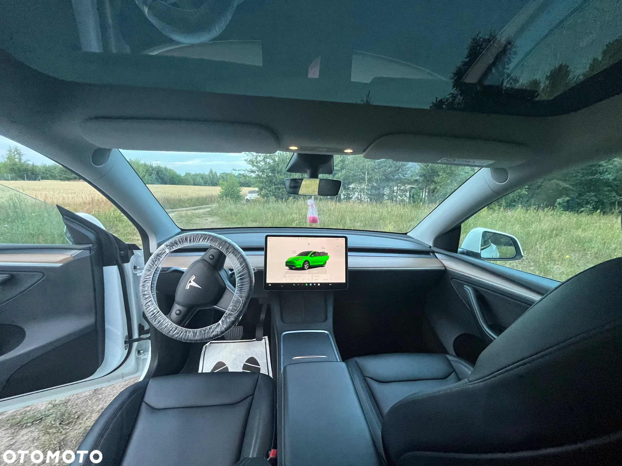 Tesla Y Long Range RWD - 5