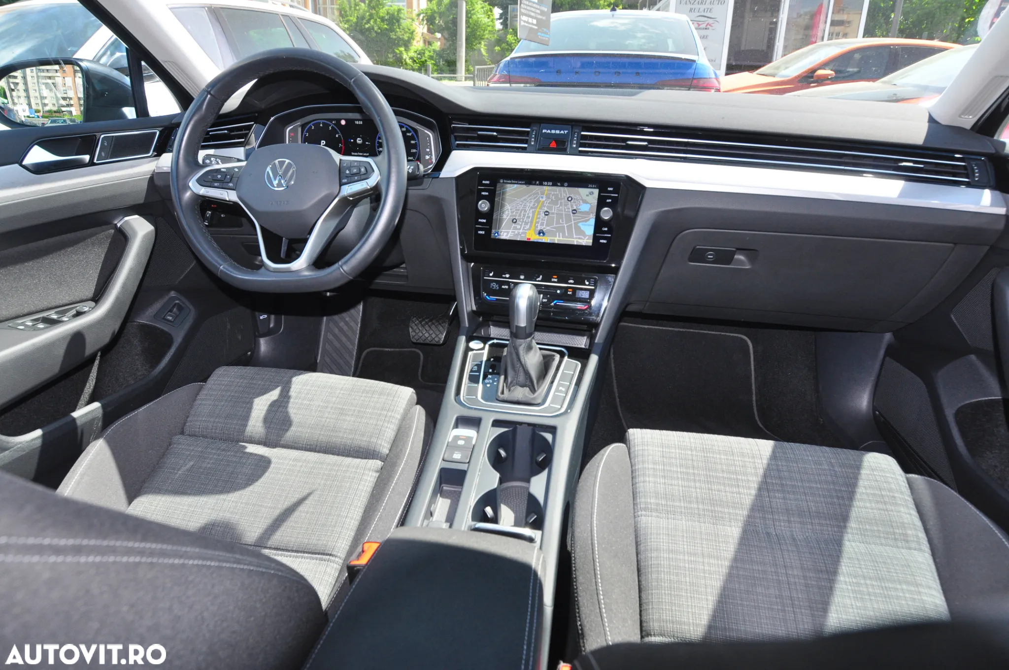 Volkswagen Passat 1.5 TSI OPF DSG Business - 5