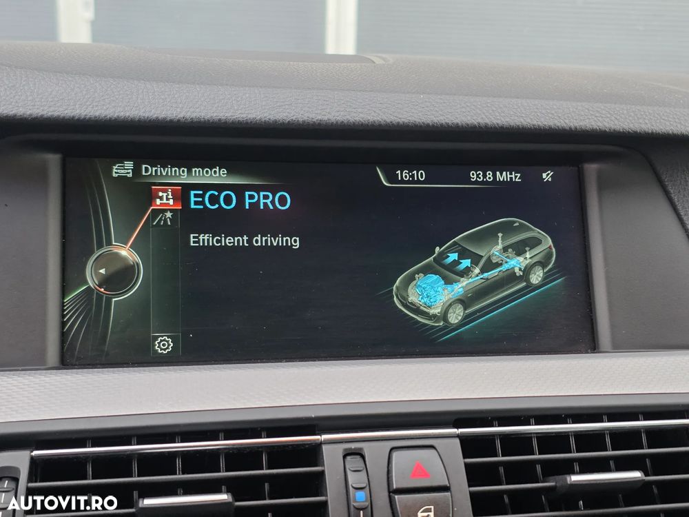 BMW Seria 5 520d Touring Sport-Aut. - 31