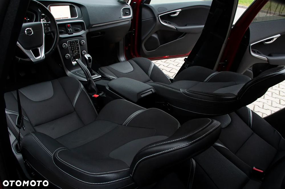 Volvo V40 D3 Drive-E Summum - 26