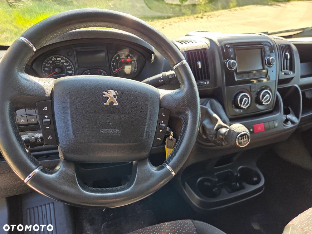 Peugeot Boxer L2H2 super stan niski przebieg - 23