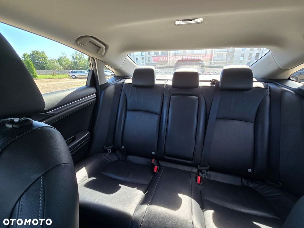 Honda Civic 1.5 T Executive CVT - 34