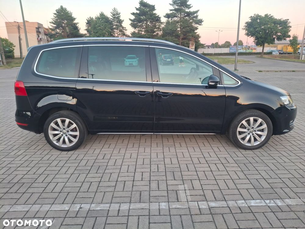 Volkswagen Sharan 2.0 TDI DSG Highline - 8