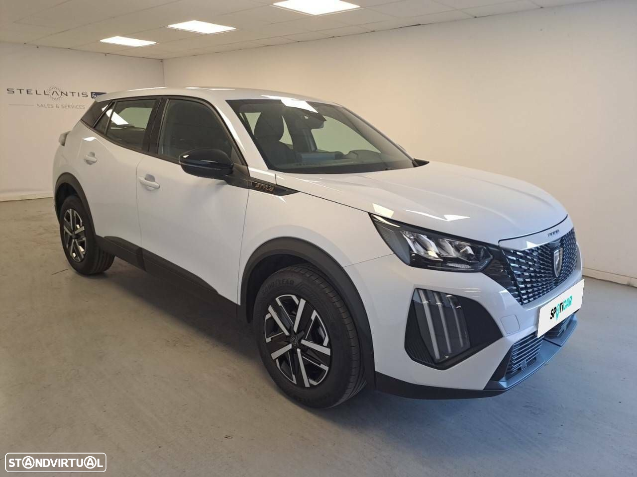 Peugeot 2008 1.2 PureTech Style - 3