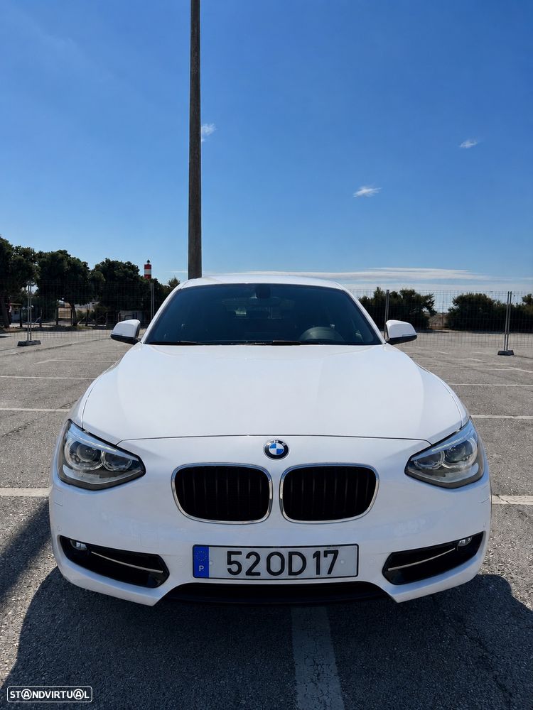 BMW 116 d Sport Line - 2