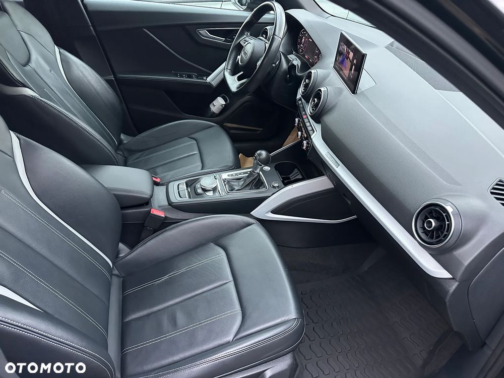 Audi Q2 40 TFSI Quattro S tronic sport - 10
