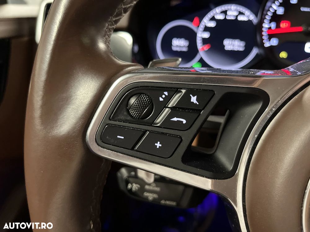 Porsche Cayenne Tiptronic S - 19
