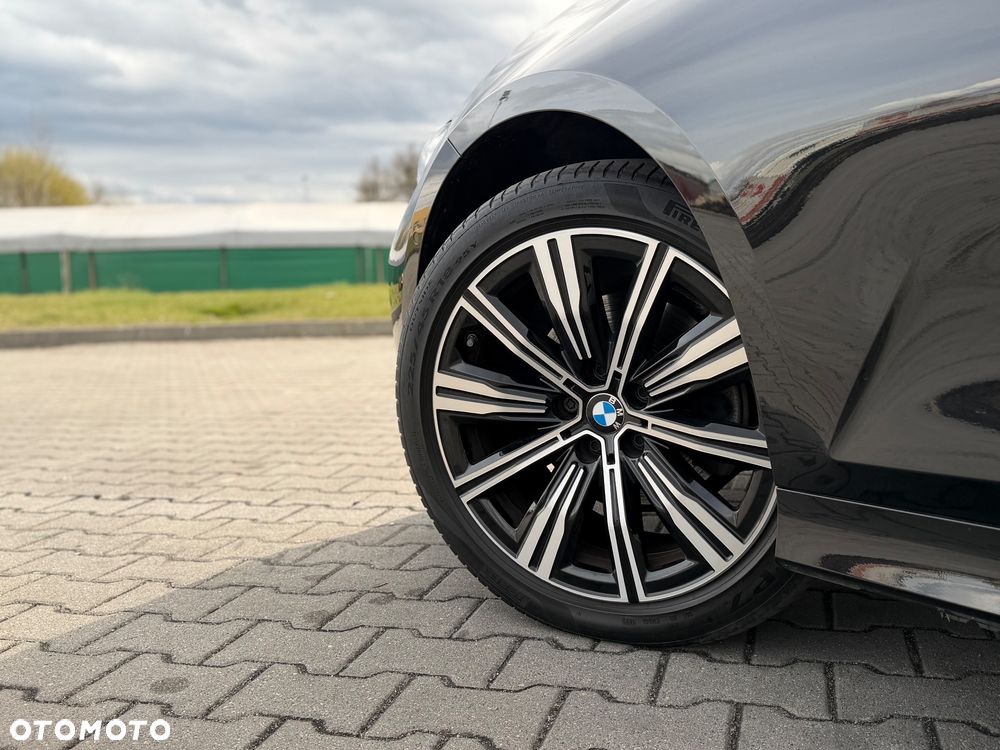 BMW Seria 3 320d xDrive Sport Line Shadow - 18