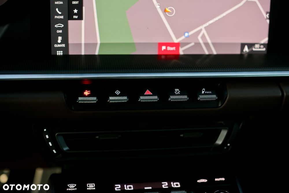 Porsche 911 Carrera 4S - 7