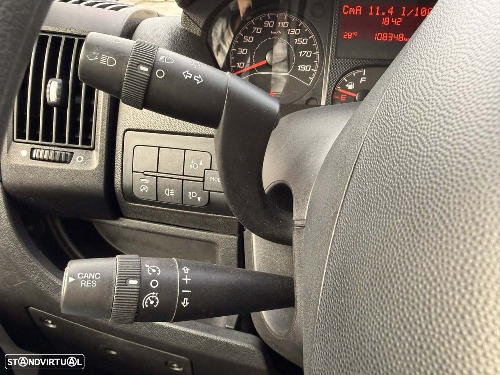 Peugeot Boxer 2.2 BlueHDi 335 L2H2 Premium - 12