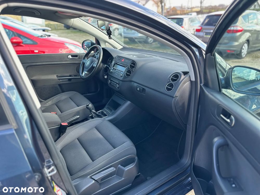 Volkswagen Golf Plus 1.6 TDI BlueMot Comfortline - 21