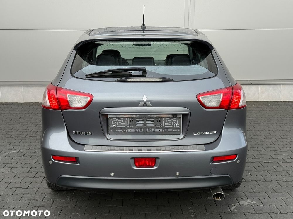 Mitsubishi Lancer - 7