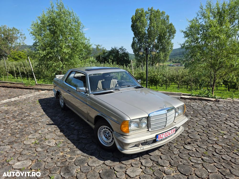 Mercedes-Benz 123 C - 7