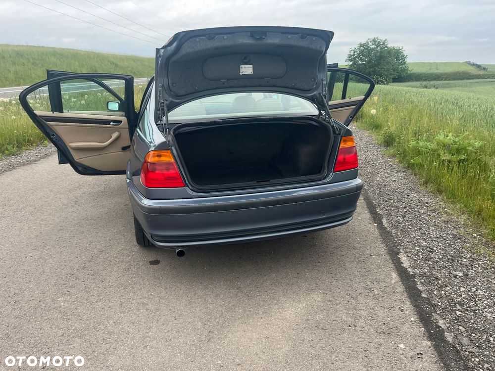 BMW Seria 3 - 11