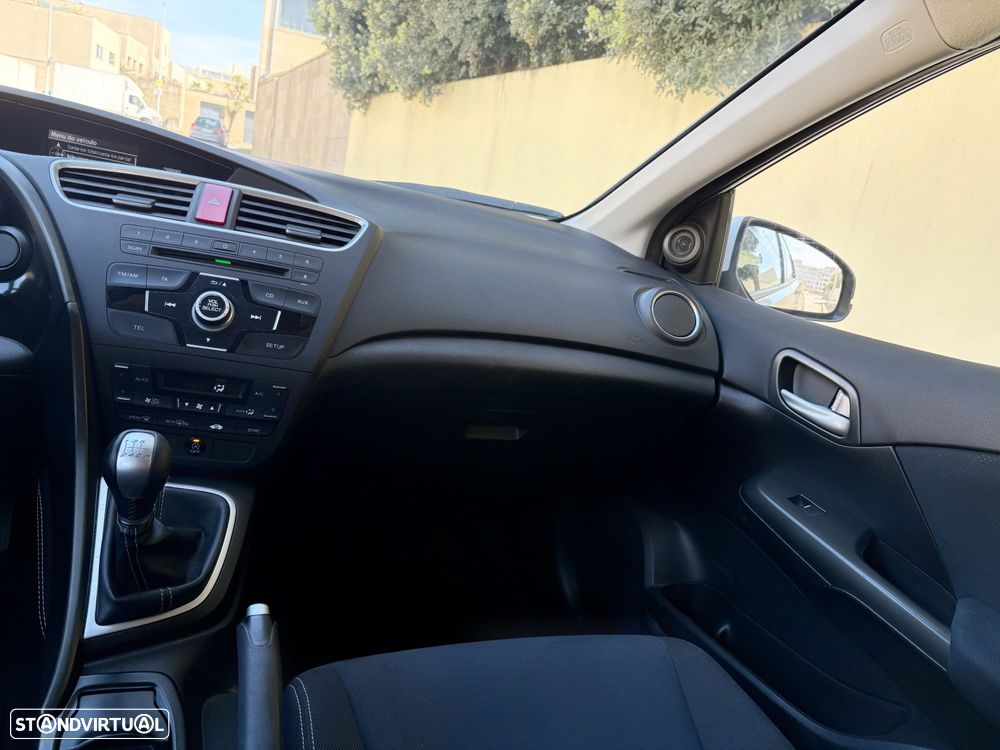 Honda Civic Tourer 1.6 i-DTEC Sport - 19