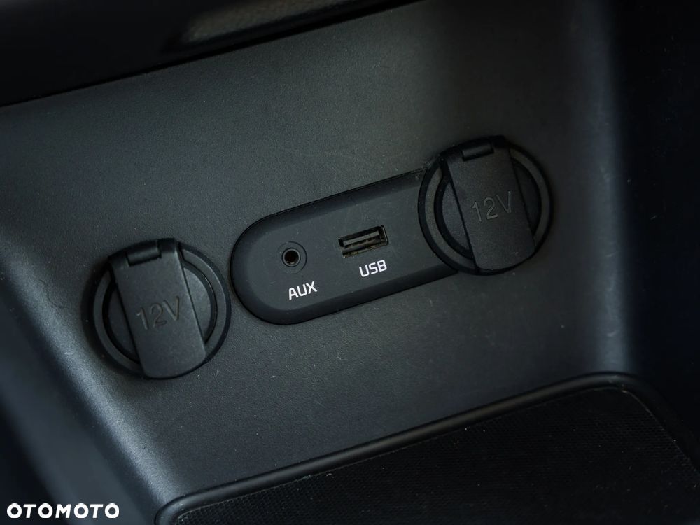 Kia Ceed 1.4 CVVT ISG Spirit - 31