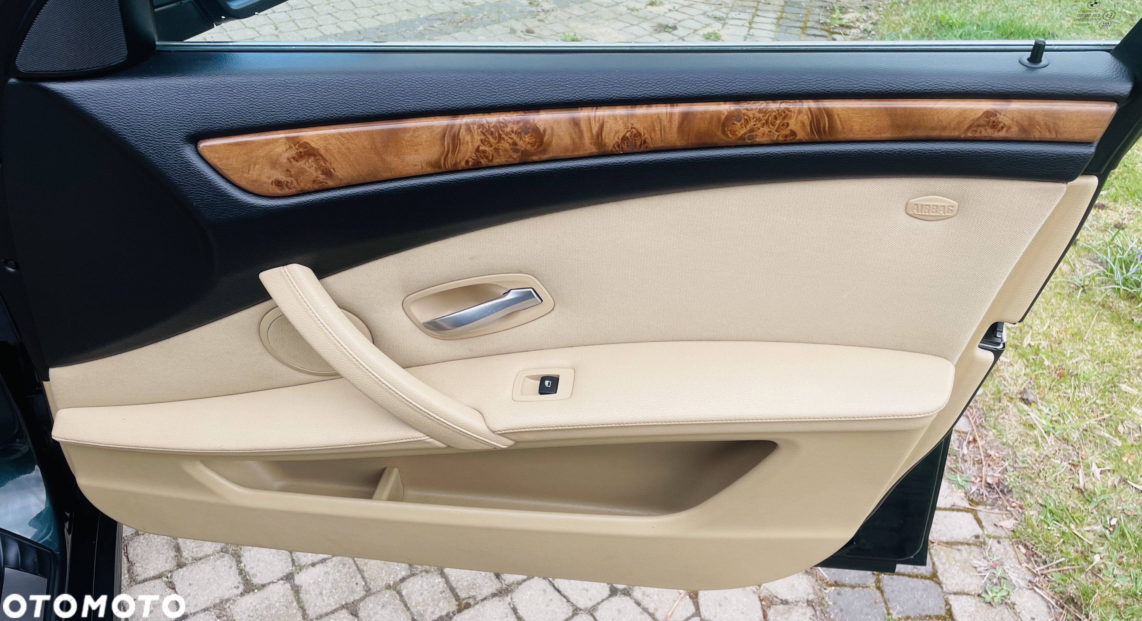BMW Seria 5 525i - 22