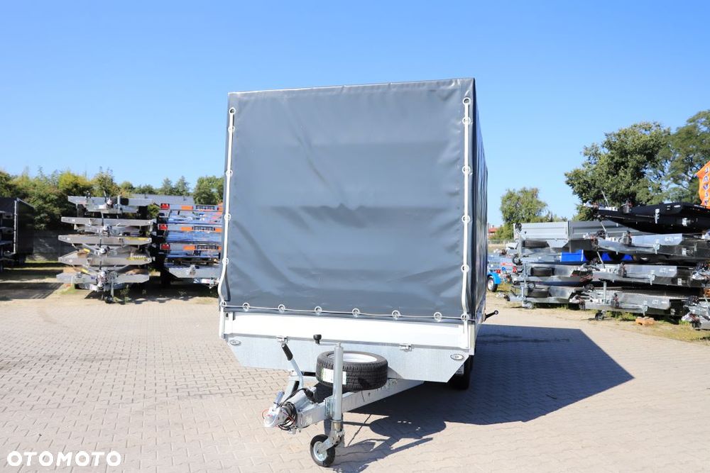 Niewiadów Boss 4 x 2.1 x 2 Burty aluminiowe 2 osie koła 195R13C - 2