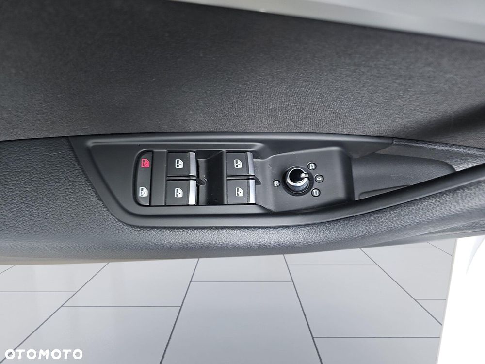 Audi A4 Avant 35 TDI mHEV S tronic - 13