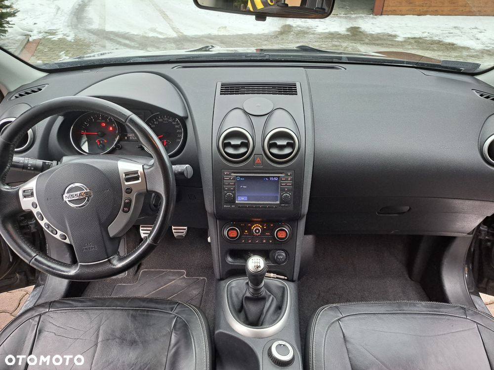 Nissan Qashqai 2.0 4x4 Tekna - 5