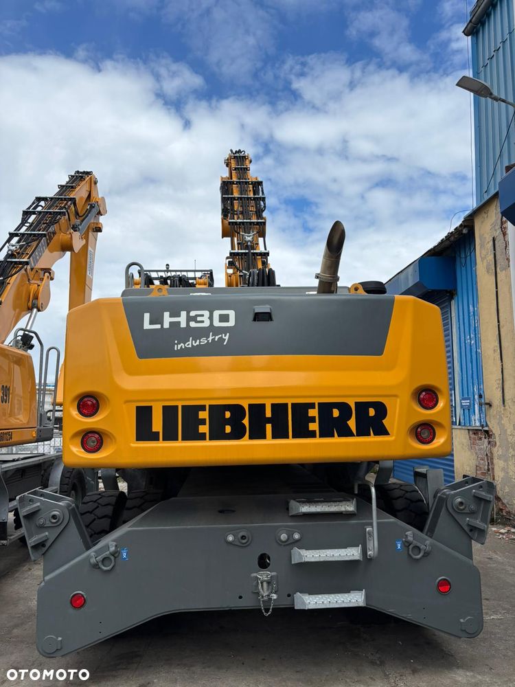 Liebherr LH 30 M - 1