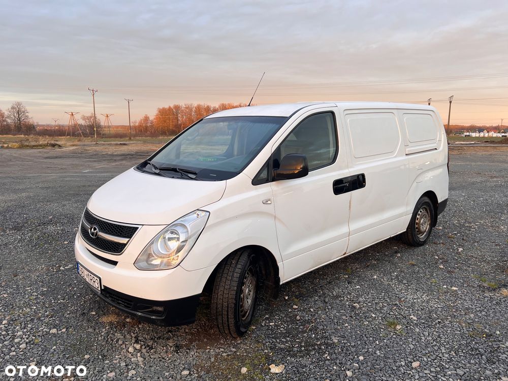Hyundai H-1 2.5 CRDi Comfort - 3