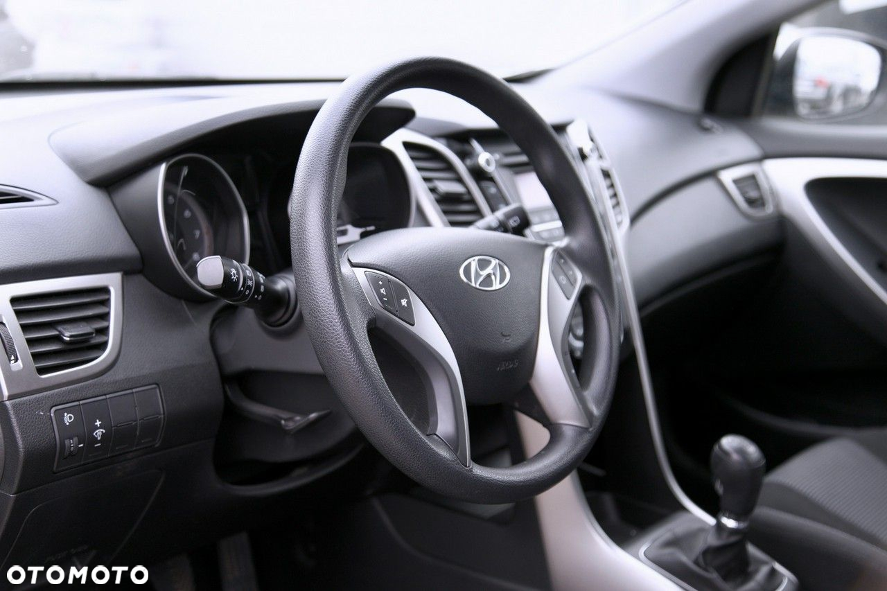 Hyundai i30 - 12