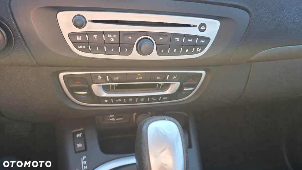 Renault Scenic - 11